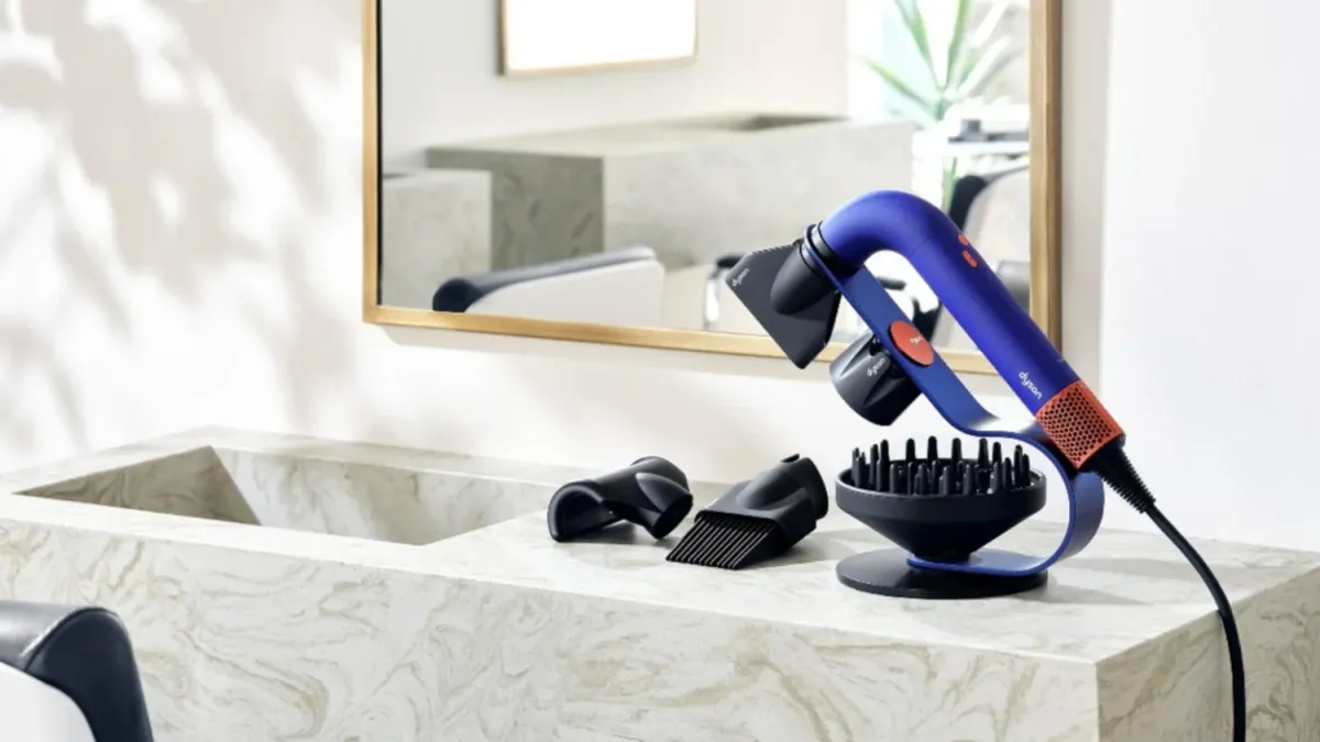 Dyson's latest hair styler is an "r"-shaped pipe