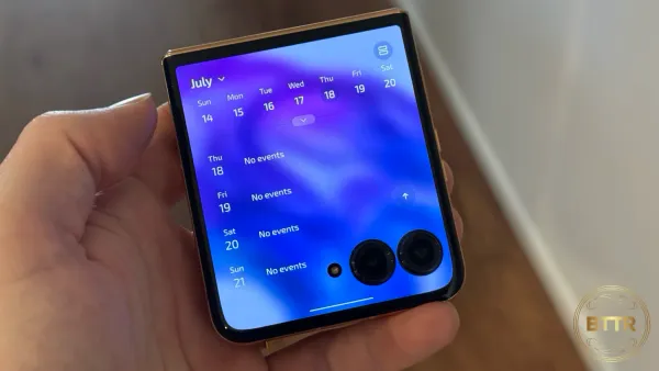 Looking at the calendar on the Motorola RAZR 50 Ultra
