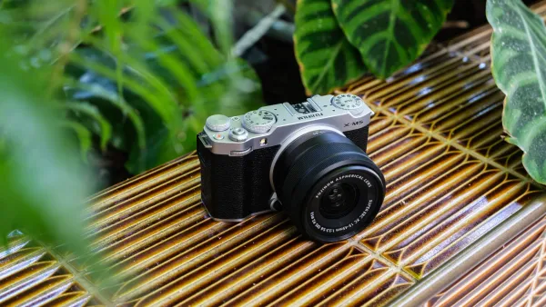 Fujifilm's new X-M5 is a lightweight camera for content creators